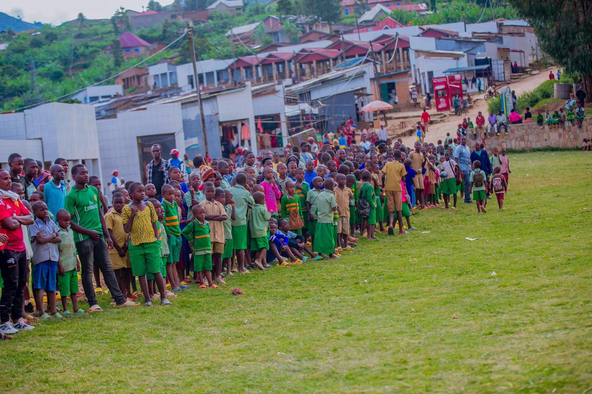 UmuriFoundation's tweet photo. A glimpse of our grassroots community engagement in @KarongiDistr, where inclusion takes center stage ⚽️! Mixed gender playing together for a common goal, simulate an inclusive classroom. Parents witness the power of inclusion firsthand! @unicefrw & @FCDOGovUK #LIFTProgram https://t.co/eSL9QpvjTV