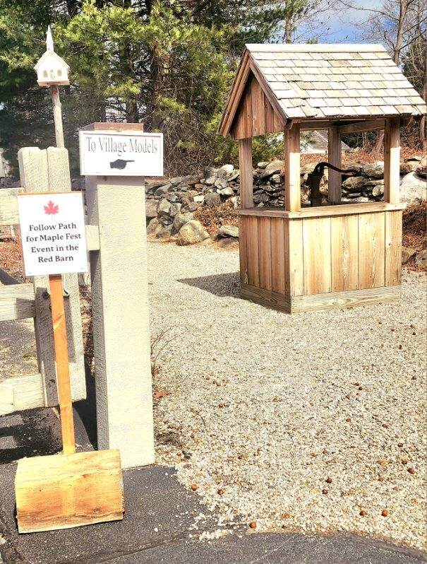 PostBeamBarns's tweet image. 🍁 What a weekend at Hebron’s Maple Fest! We loved showcasing our craftsmanship with cupola &amp;amp; window-building demos and meeting so many of you. Proud to sponsor this great tradition! 
Thanks for stopping by—see you next year! 🍁 
#CountryCarpenters #MapleFest