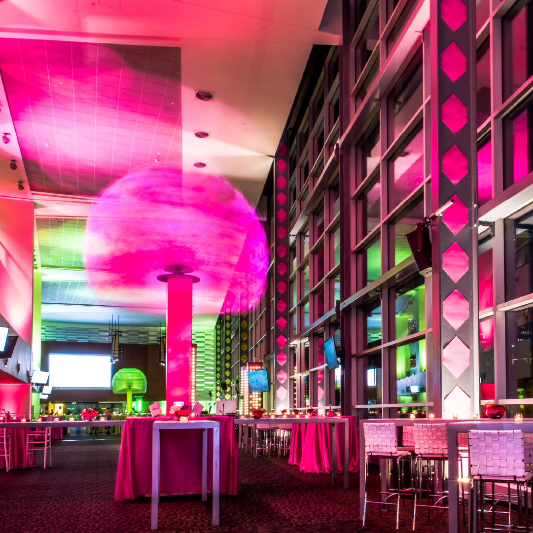 3REPAV's tweet image. What a difference a change in perspective… and LIGHTING can make! 3REP is here to help you transform your event into an unforgettable experience 🔴🟢🔵
.
.
.
#3REP #EventProduction #Hue #LightingDesign #ColorTheory #MoodLighting #LightingMatters #Convention #Perspective