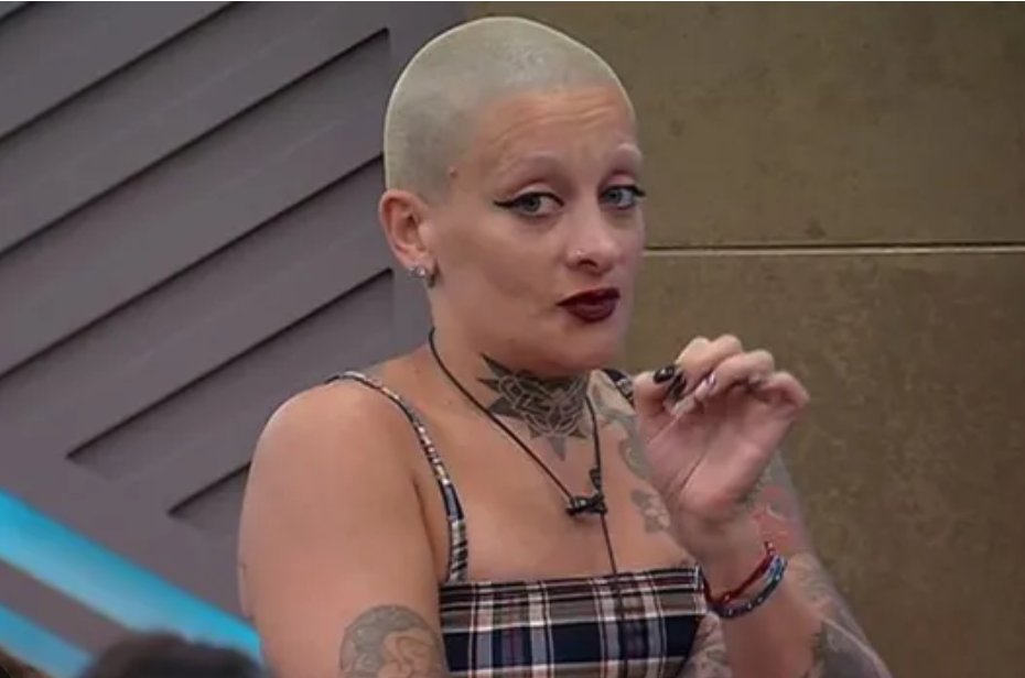 laubfal's tweet photo. Se despertó Furia y la Casa tembló #GranHermano #Furialider

https://t.co/nwLymJwdxS https://t.co/pcL2kKTYGJ