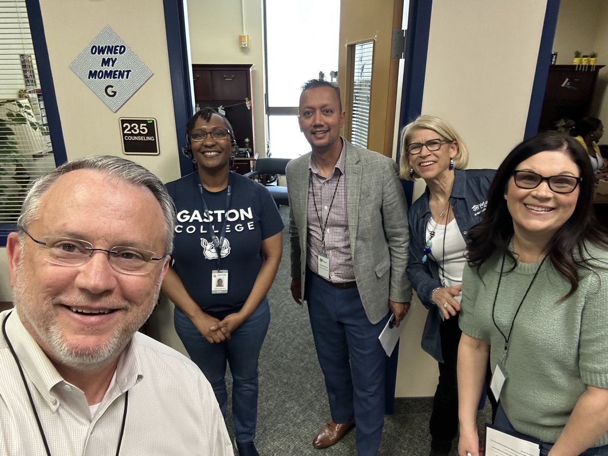 Leadership Gaston had a scavenger hunt around Gaston College! Great team building activity….And we won! ⁦<a href="/Gaston_College/">Gaston College</a>⁩