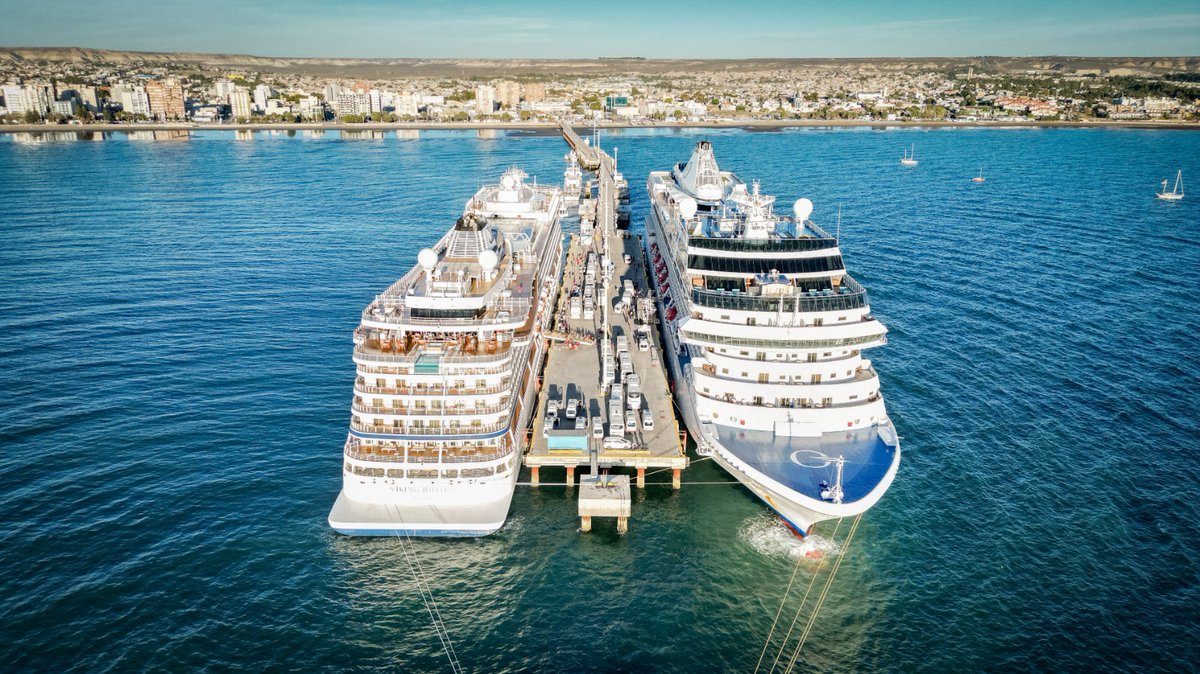 Dos cruceros arribaron a #PuertoMadryn en el tramo final de una exitosa temporada 
<a href="/gobiernochubut/">Gobierno del Chubut</a> <a href="/munimadryn/">Muni Madryn</a> <a href="/madryntravel/">Puerto Madryn</a> <a href="/CatChubut/">CATch Chubut</a> <a href="/diegolapennach/">Diego Lapenna</a> <a href="/cecipavia/">Ceci Pavia</a> 
digitalchubut.com/dos-cruceros-a…