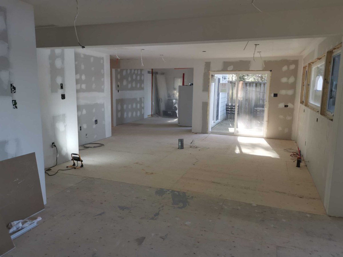 HGC_NS's tweet photo. Interior remodel in Oakfield, Halifax. Main floor, and kitchen. New beam installed.  #HalifaxHomes #InteriorRemodel #KitchenRemodel #RenovationProject https://t.co/Vk73BlvovK https://t.co/0iv3tQerXE