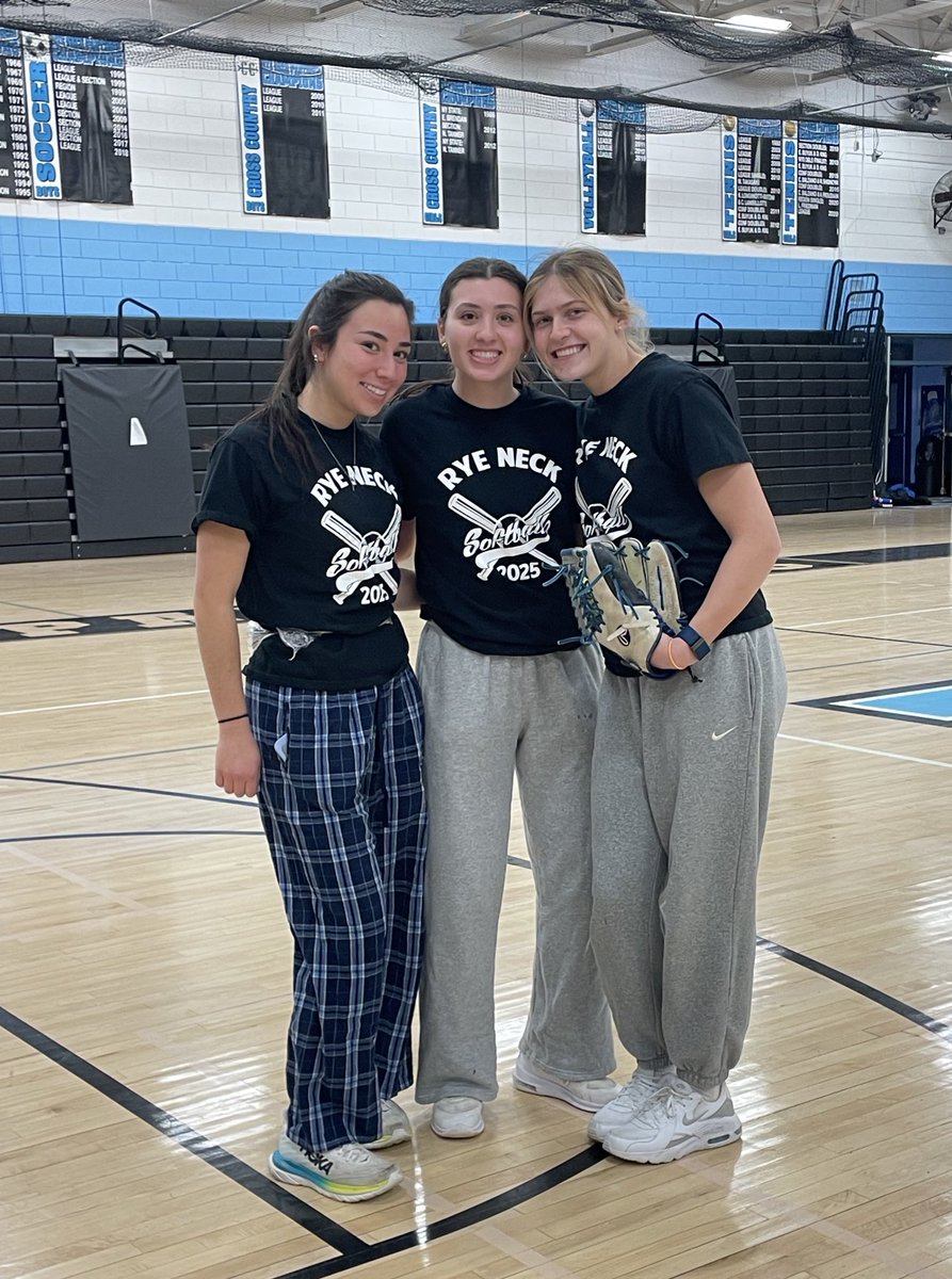 Rye Neck_Softball tweet media