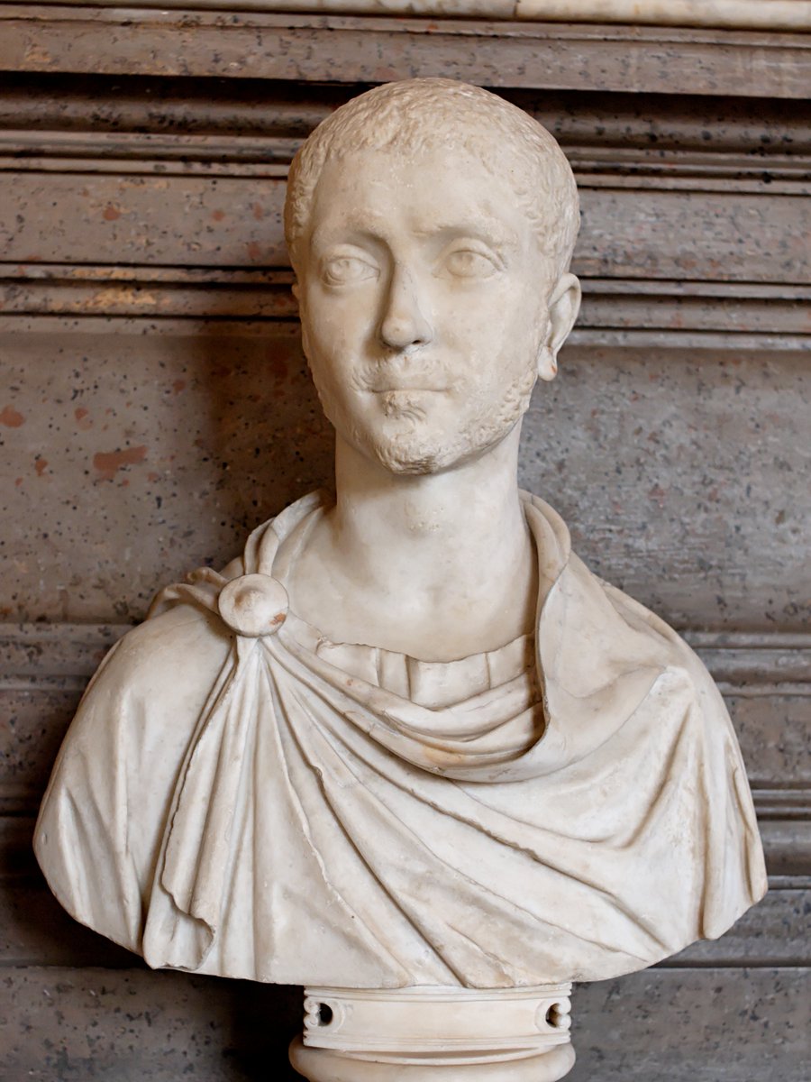 ScienceFrankOff's tweet photo. Today in history
235 Roman emperor Severus Alexander is murdered
1621 The Plymouth Colony signs a peace treaty with Massasoit
1792 Haitian Revolution: Battle of Croix-des-Bouquets: black slaves' victory
1916 Yuan Shikai abdicates as Emperor of China, returning to the Presidency https://t.co/W8aDenc3Qj