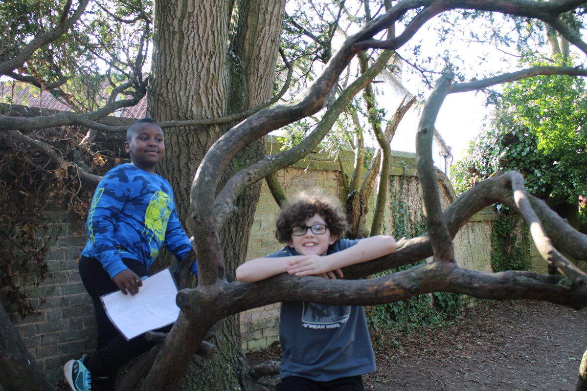 Lunchtime and orienteering challenge in the beautiful sunshine! #fabulousday