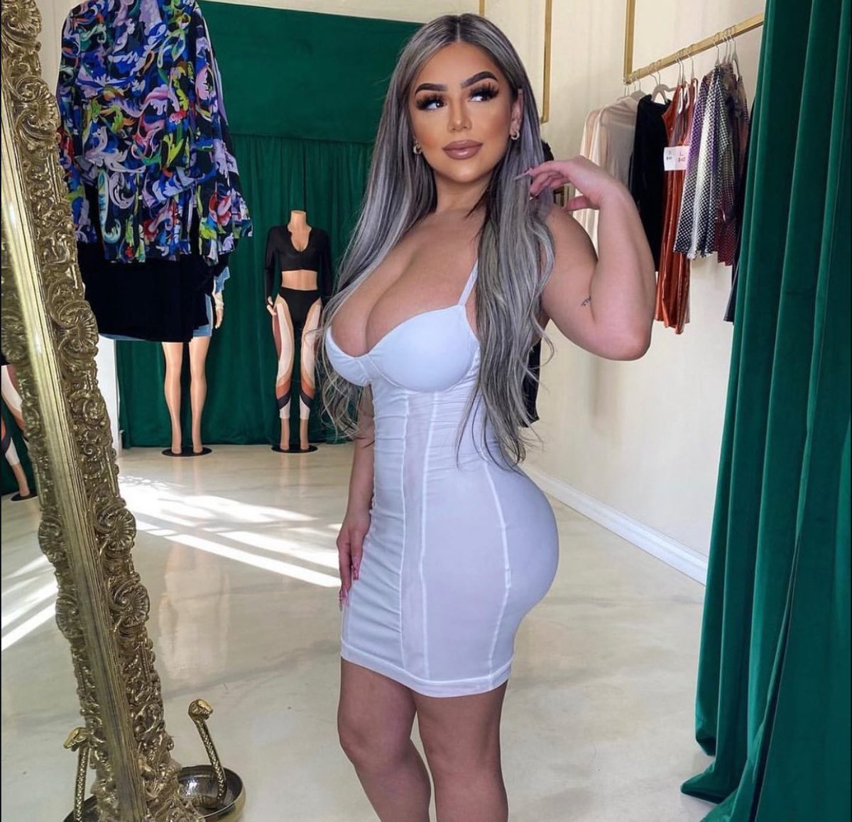 Ashley Meraz tweet media