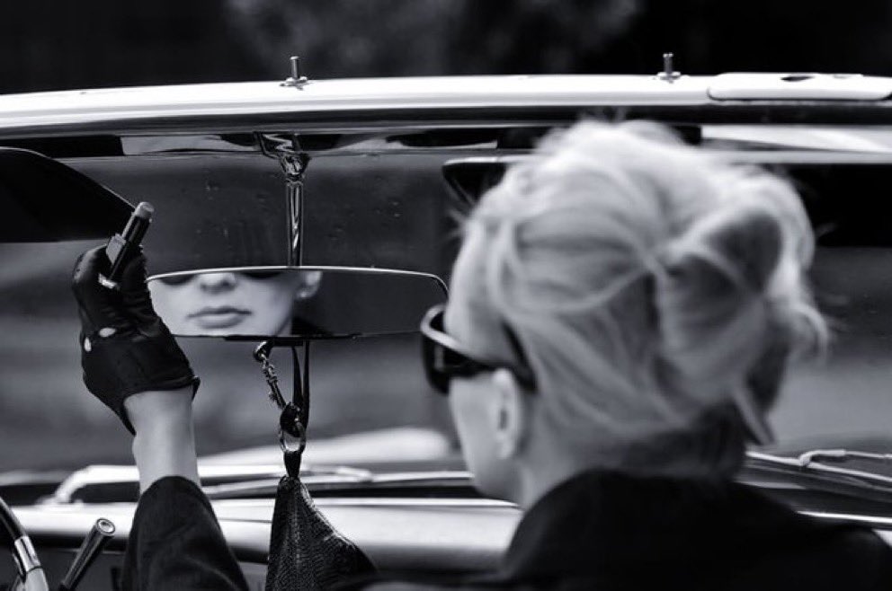 “Non si può andar via da se stessi solo spostandosi da un posto all'altro. 
Non c'è rimedio a questo”.

__James Joyce

📸 <a href="/ReinfriedMarass/">@ReinfriedMarass</a>