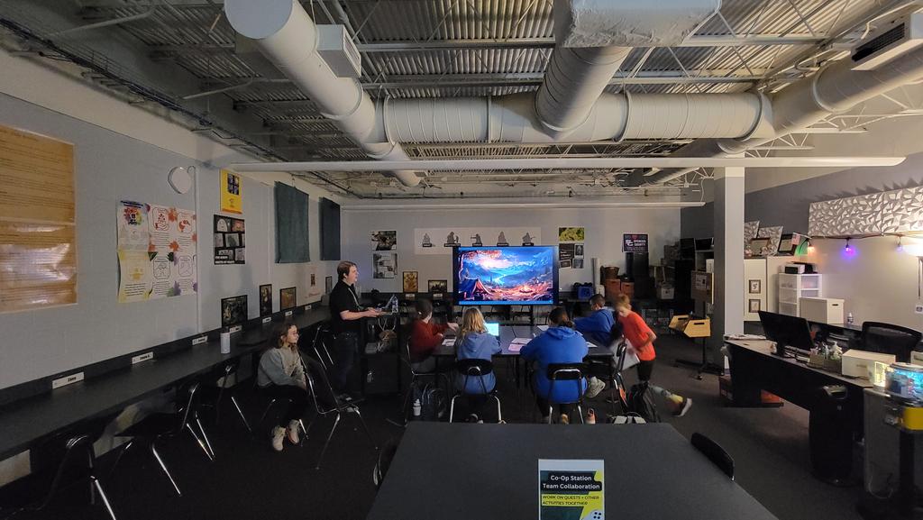 KyEdRPG's tweet photo. Had a return visit to @CollinsClassSC's students today at Spencer County Middle School! Delighted how he folded review questions into playing a #TTRPG. Also had a chance to talk to a later class on #AI! Always inspired and energized to visit this school. #kyedrpg #kygoplay https://t.co/vP4MUwISMn