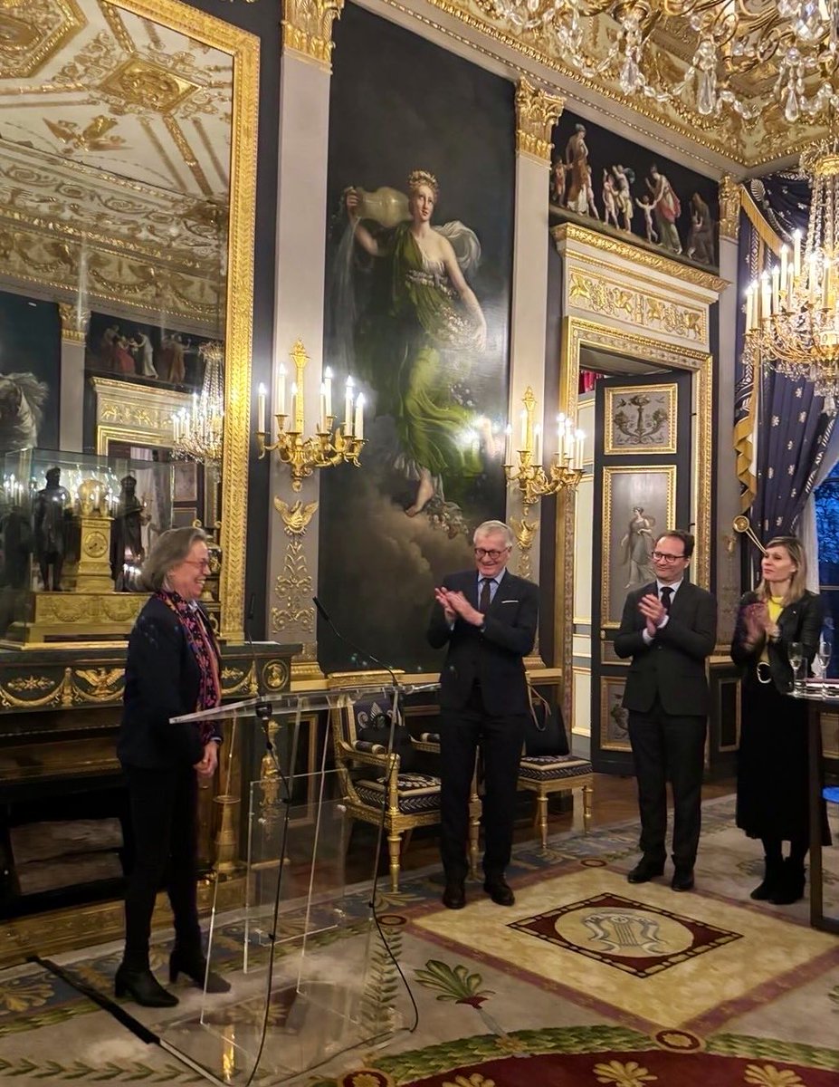 Ambassadeur Stephan Steinlein (@ambdeenfr) on Twitter photo Les député(e)s du groupe d’amitié 🇫🇷🇩🇪 jouent un rôle clé pour la compréhension entre nos pays, parfois si différents. Merci pour la richesse de nos échanges à l’issue de votre réunion constitutive. Et bravo, chère <a href="/SabineThillaye/">Sabine Thillaye</a>, pour votre nomination à la présidence du groupe! Les député(e)s du groupe d’amitié 🇫🇷🇩🇪 jouent un rôle clé pour la compréhension entre nos pays, parfois si différents. Merci pour la richesse de nos échanges à l’issue de votre réunion constitutive. Et bravo, chère <a href="/SabineThillaye/">Sabine Thillaye</a>, pour votre nomination à la présidence du groupe!