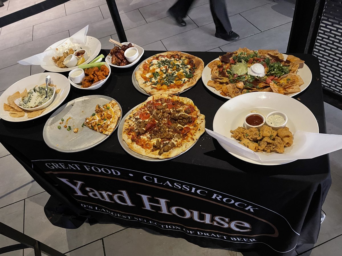 svmmedia's tweet photo. Our Raleigh office ended a successful day on the phones with a happy hour at Yard House! 

#svmmedia #insidesales #raleighjobs https://t.co/SvB4lM9QfO