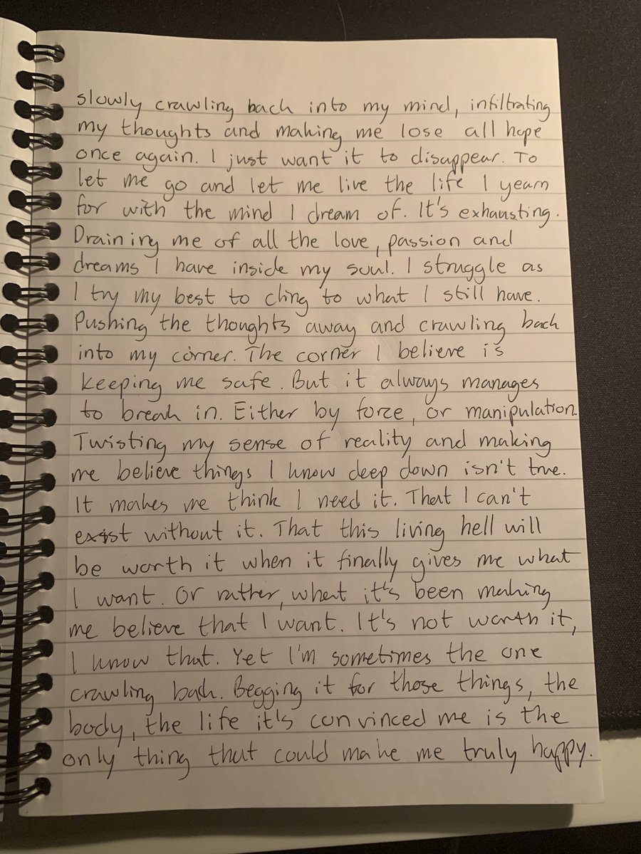 mifyune's tweet image. i’ve been writing a lot recently. it helps me put my feelings into perspective. but i’ve also started to want to share it, even if no one finds it that good