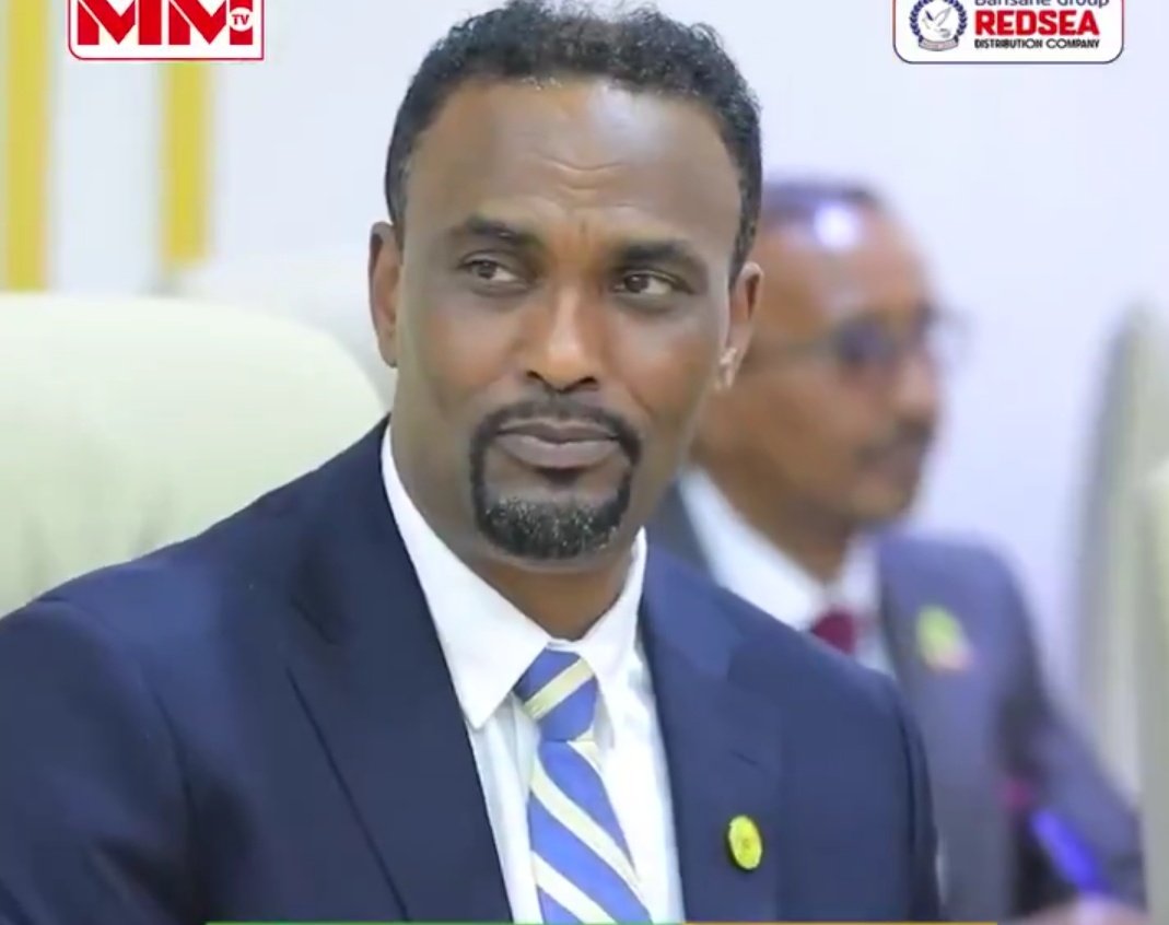 Mukky713's tweet photo. Somali people and the Muslim community worldwide must give a special and non-compromising look to the Isaaq tribe who seek recognition of #Somaliland on the desolation and peril of the Palestinian people.
#AwdalState #SscKhatumo #Somalia #NoOneInch https://t.co/CCPa0ck7Ci