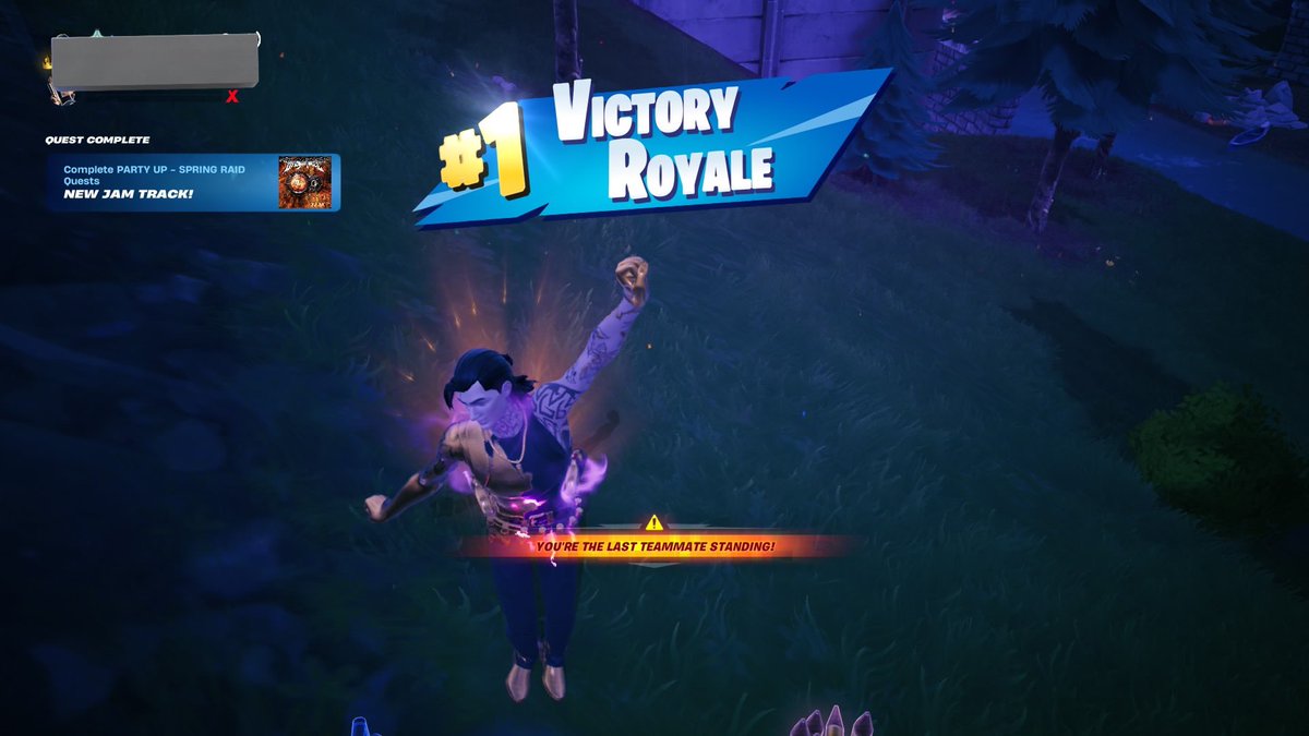 I only use <a href="/madisonbeer/">madison beer</a> emote when I win 🏆