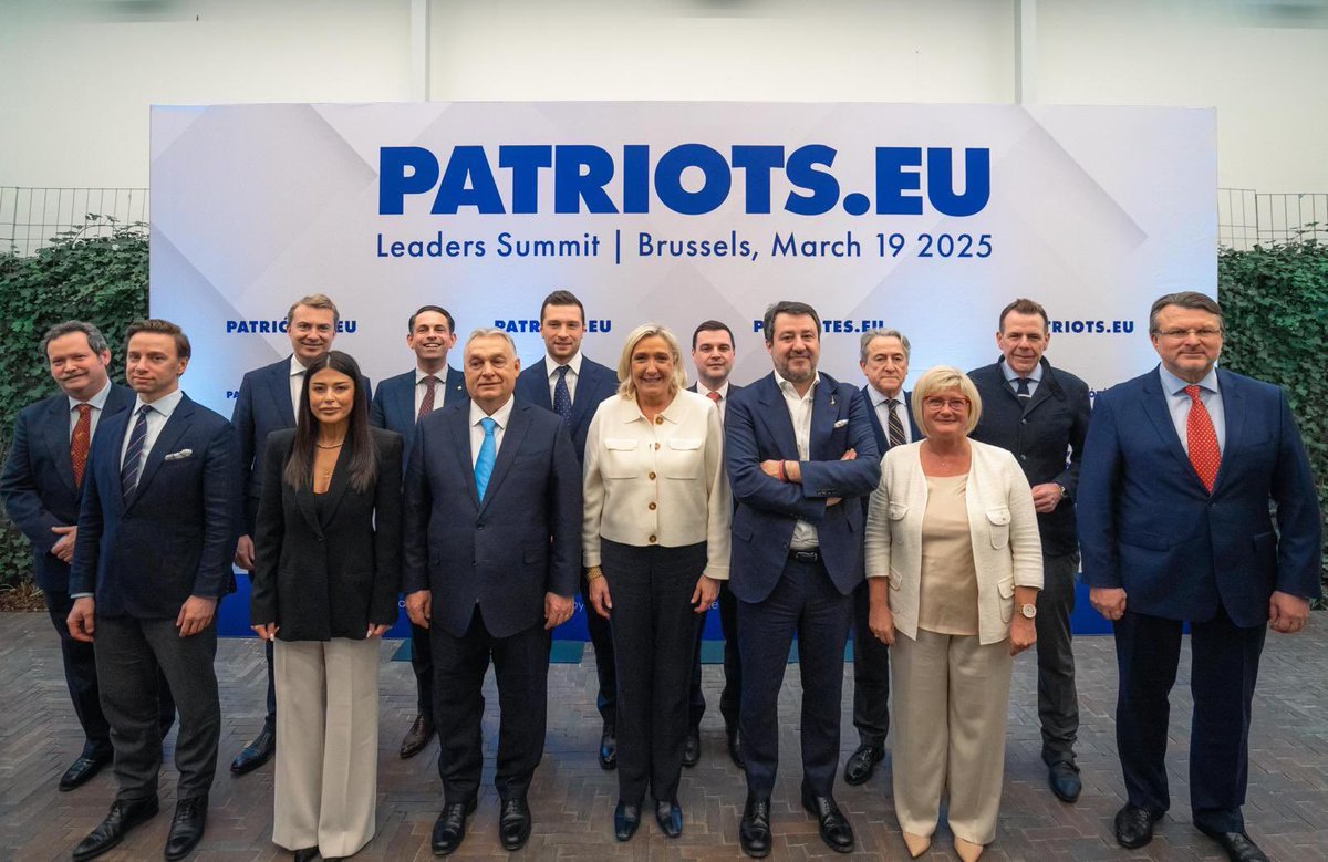 All putin’s bitches unite!