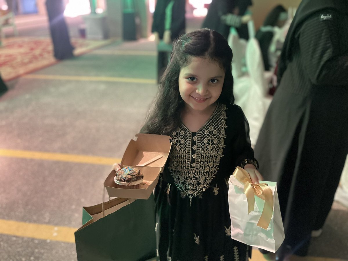 SARAH GHOSNAH tweet media
