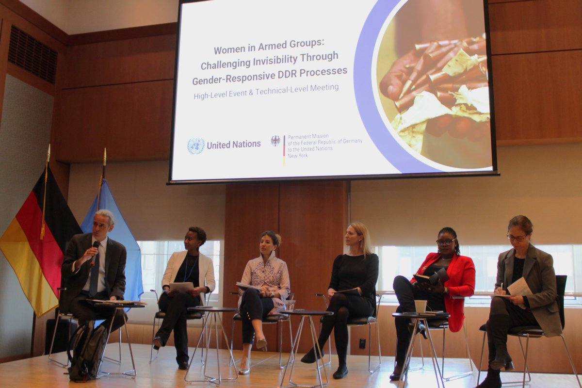UN_OROLSI's tweet photo. The 2nd panel highlighted the challenges, innovative practices &amp; lessons learned in promoting gender-responsive DDR processes.

They underscored that women, even in noncombatant roles, face extreme violence in conflict settings &amp; need specific DDR processes to reintegrate. https://t.co/nGH1NHB9jO