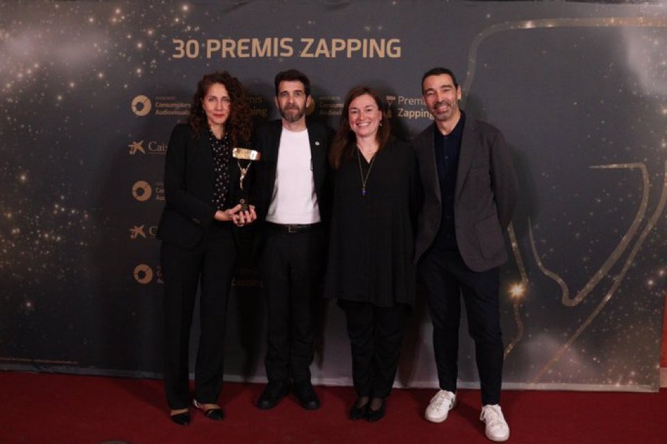 ¡¡Nos han dado un #PremisZapping!!
Mejor Programa de Servicio a la Audiencia. Muchas gracias a <a href="/Telespectadors/">Consumidors Audiovisuals – Premis Zapping</a>. Es la mejor forma de empezar a trabajar en la próxima temporada.