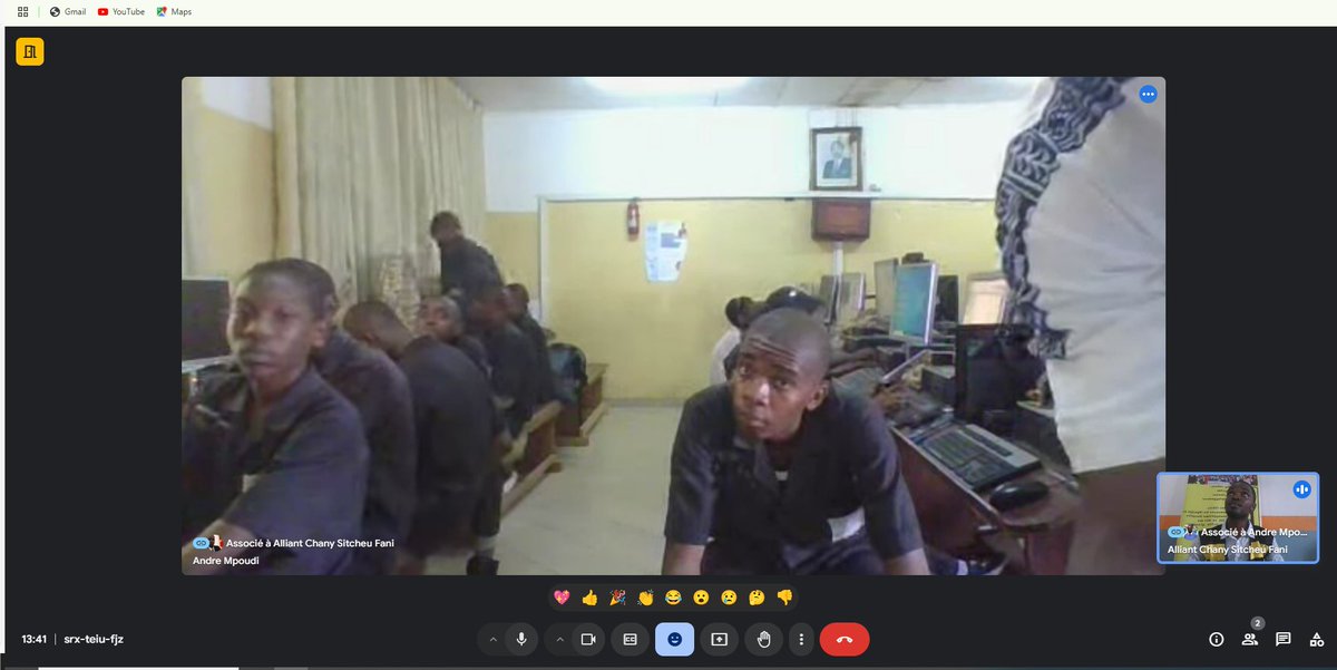 AlliantF's tweet image. 🗣️Aux côtés de la @TeensInAI 🇨🇲, j&apos;ai eu le privilège de partager mon expérience aux plus jeunes en tant que #MentorODD dans le cadre du #Techathon2025✊😃

Une expérience riche.⤵️  

@_AfricanUnion @UN_HRC @UNVolunteers @UNSCO_MEPP @UNOCHA_fr @aiidevafrica @Raec122019 @oidp_org