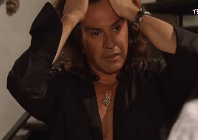 El Gerardo Ortiz al enterarse que la canción de El Damaso no era para una Dama.