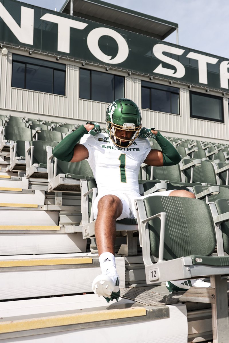 Douglas Adams III tweet media