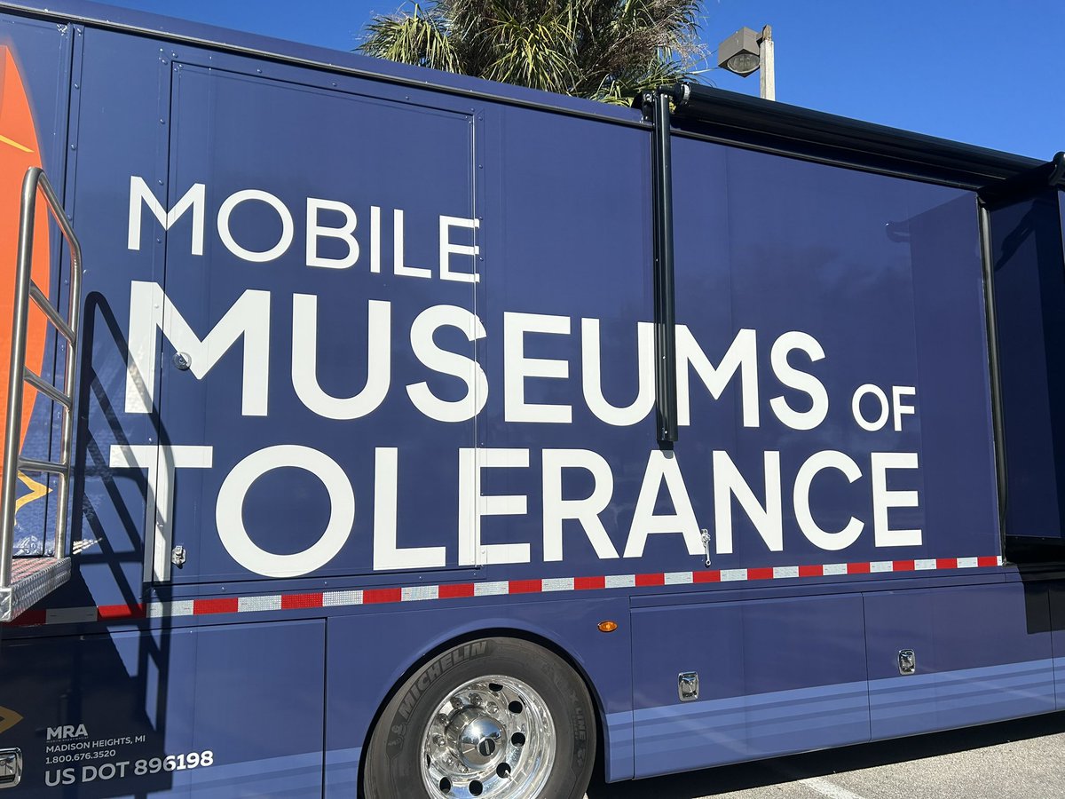 Holocaust Studies tweet media