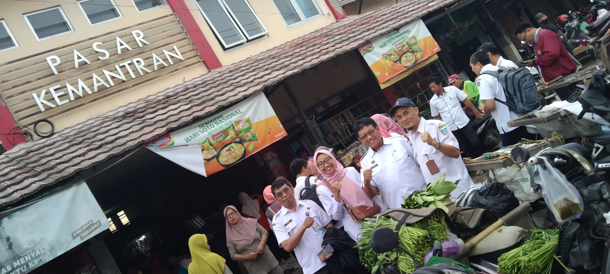 diskankabtegal's tweet photo. Intensifikasi Pengawasan Pangan Jelang Hari Raya Idul Fitri 1446 H
Tgl 19 Maret 2025 Lokasi Pasar Kemantran dan Swalayan Mutiara Cahaya Mejasem. 
Tim dari Dinkes dan OPD Lintas Sektoral (Pertanian, Perikanan, DPMPTSP, Perindustrian, Satpol, 
Yang rawuh Ibu Asisten I (Bu Suspri) https://t.co/BgtceWdTXq