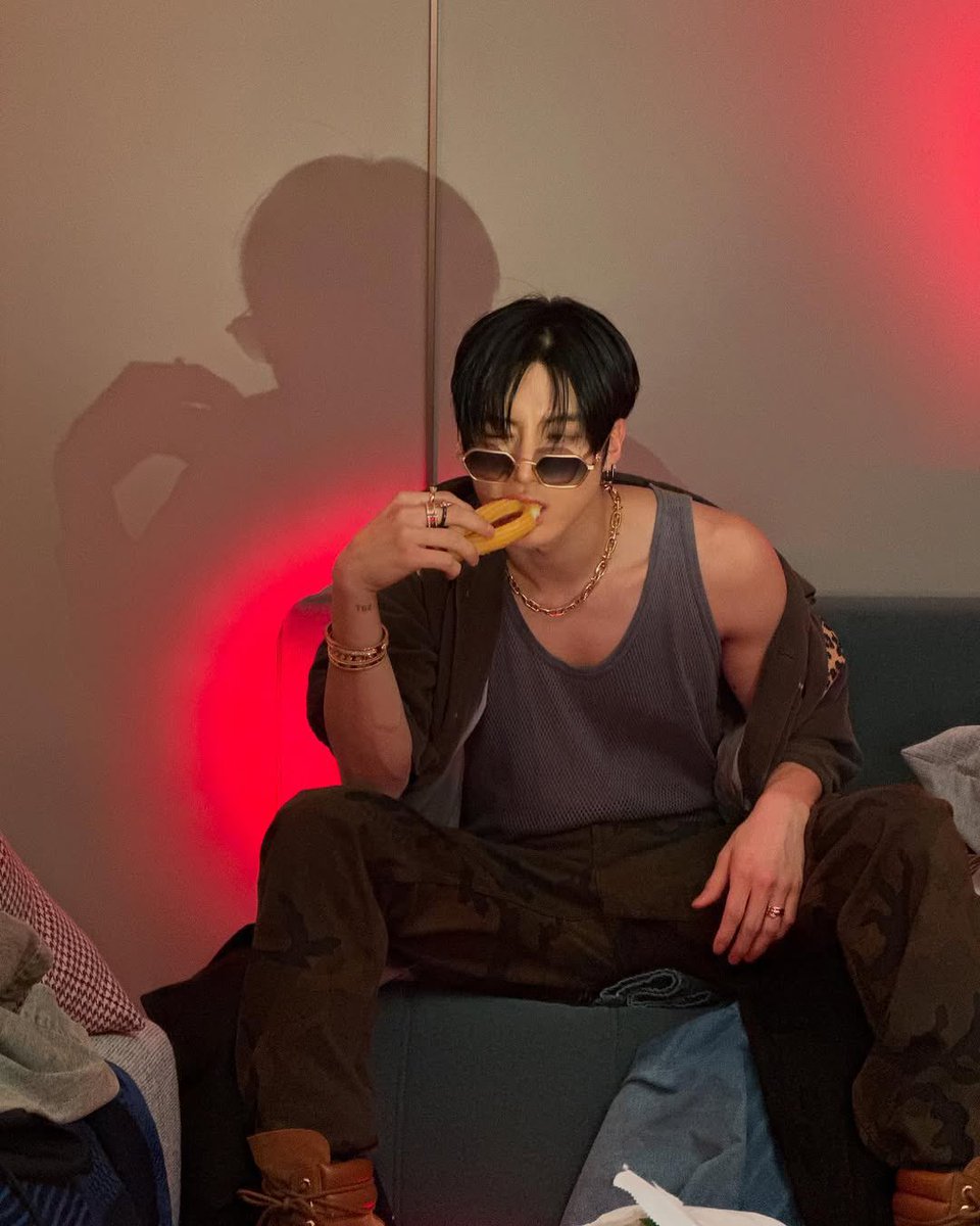 thinking about bbangric tweet media