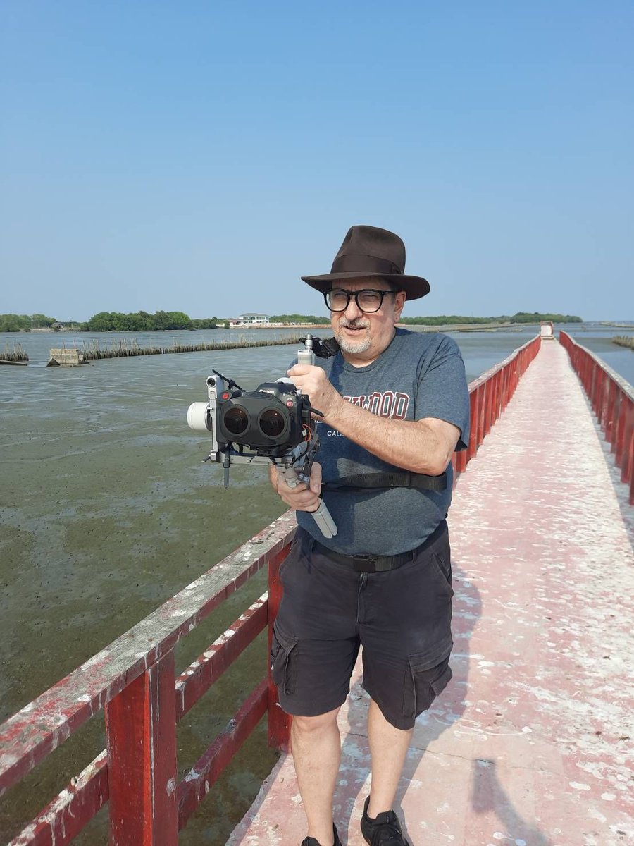 3dguytv's tweet image. I&apos;ve been working non-stop on an Amazing 3D Spatial Video for Andrea Bocelli&apos;s VR Experience. So what do I do when I have a day off? Go shoot 3D VR180 with my #Canon #R5C mounted on my #DJI RS 4 Mini Gimbal. The Red Pier is a fun place to go, not far from #Bangkok.