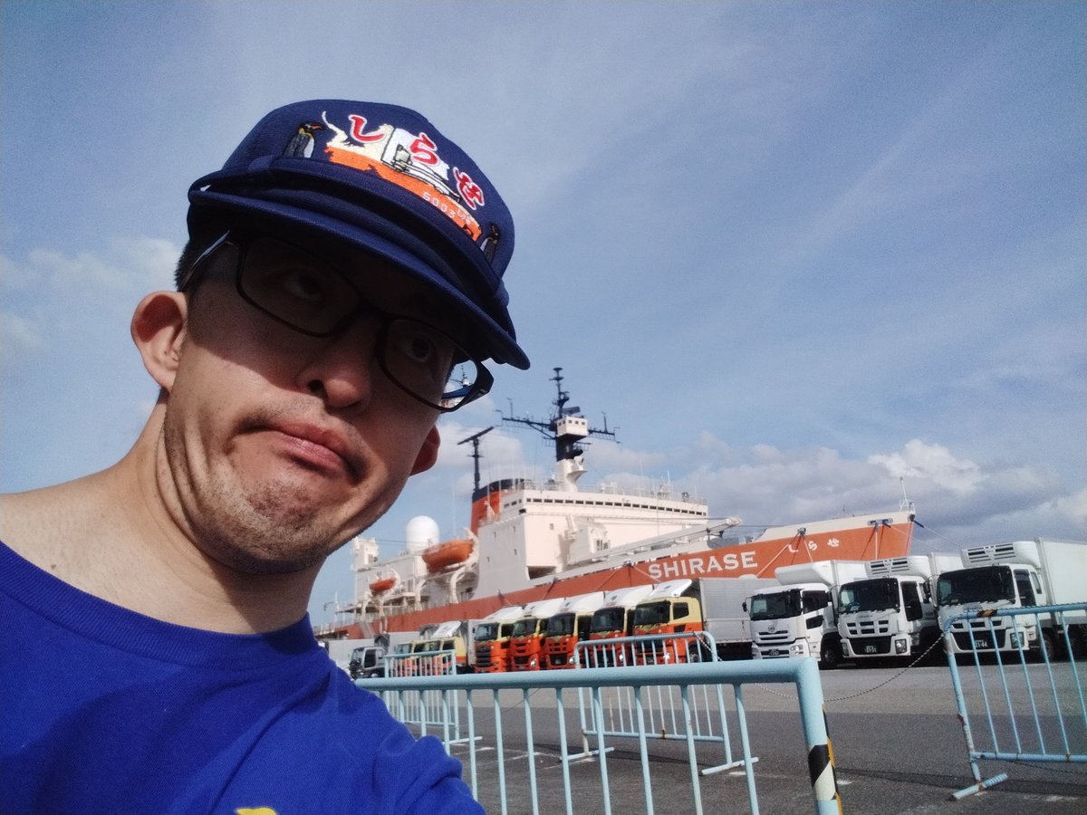 venedict1991's tweet photo. 34歳いらっしゃ～い（笑）
ブロックするなら若年寄の良さ見出せなかったらやれよな。
不良カトリック信者で酒呑野郎な私だが人生何事も挑まないといけない、
BANやブロックするのは会いに来い。
若年寄の人間性わかるぜ！たぶんな、
仲良くしよう
#若年寄生誕祭2025 #決意表明
https://t.co/4fddlogtrS https://t.co/hSYIOWBMiD