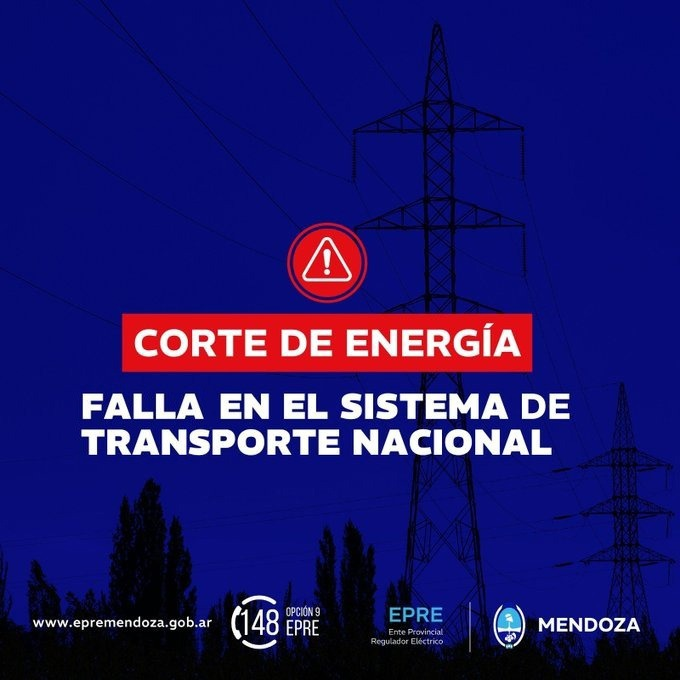epremendoza's tweet photo. ⚠️@distrocuyo informa que detectó la falla en la Línea de Alta Tensión de Transporte. Está la guardia trabajando para normalizar el servicio en el Sur provincial.
Las tareas llevarán aproximadamente 3 horas para reparar un conductor cortado. https://t.co/DDcCugy0tL