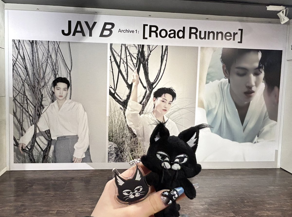 Lovegot7_ym's tweet photo. 昨日いただいた可愛いアクキーとお写真撮った💙💙
@Igot7Sato https://t.co/xFqwEvtuEg