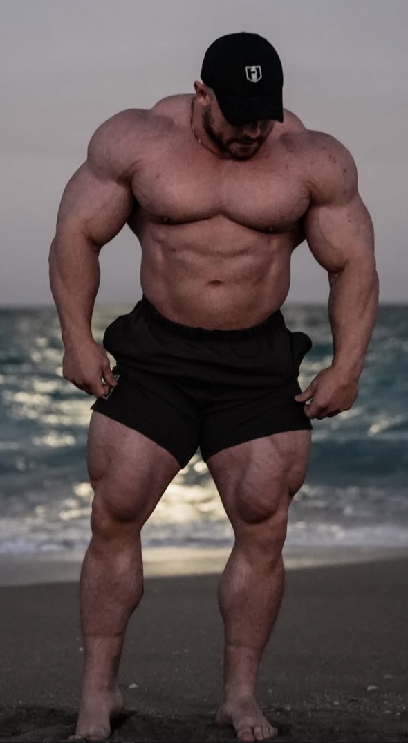 Want Martin Fitzwater to rely on me to tell him all day, how EXTREME his muscles are, how BIG he is, what an ENORMOUS, BREATHTAKING, HUGE man he is... how UNNATURAL. And I want it to turn us both on every time. 💉💉💉💪💦💦💦🍆#bodybuilder #steroids #muscle #bodybuilding #roids