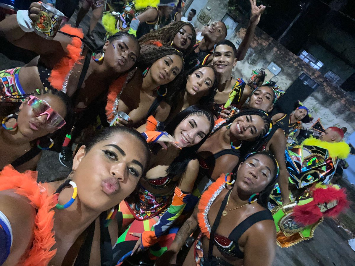 explosivasrlg's tweet photo. Sobre nosso Carnaval 🥳💣🔥 https://t.co/Ygc0f2fkGR