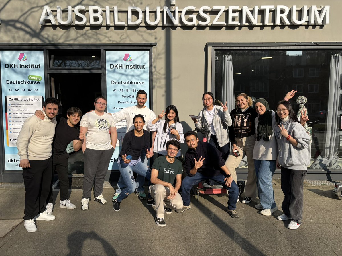 ianoin25's tweet photo. Türkei, Bulgarien, Iranien, Bolivien, Chinese, Vietnam und Brasilien. Viel Erfolg! https://t.co/RR9vX4nEPQ