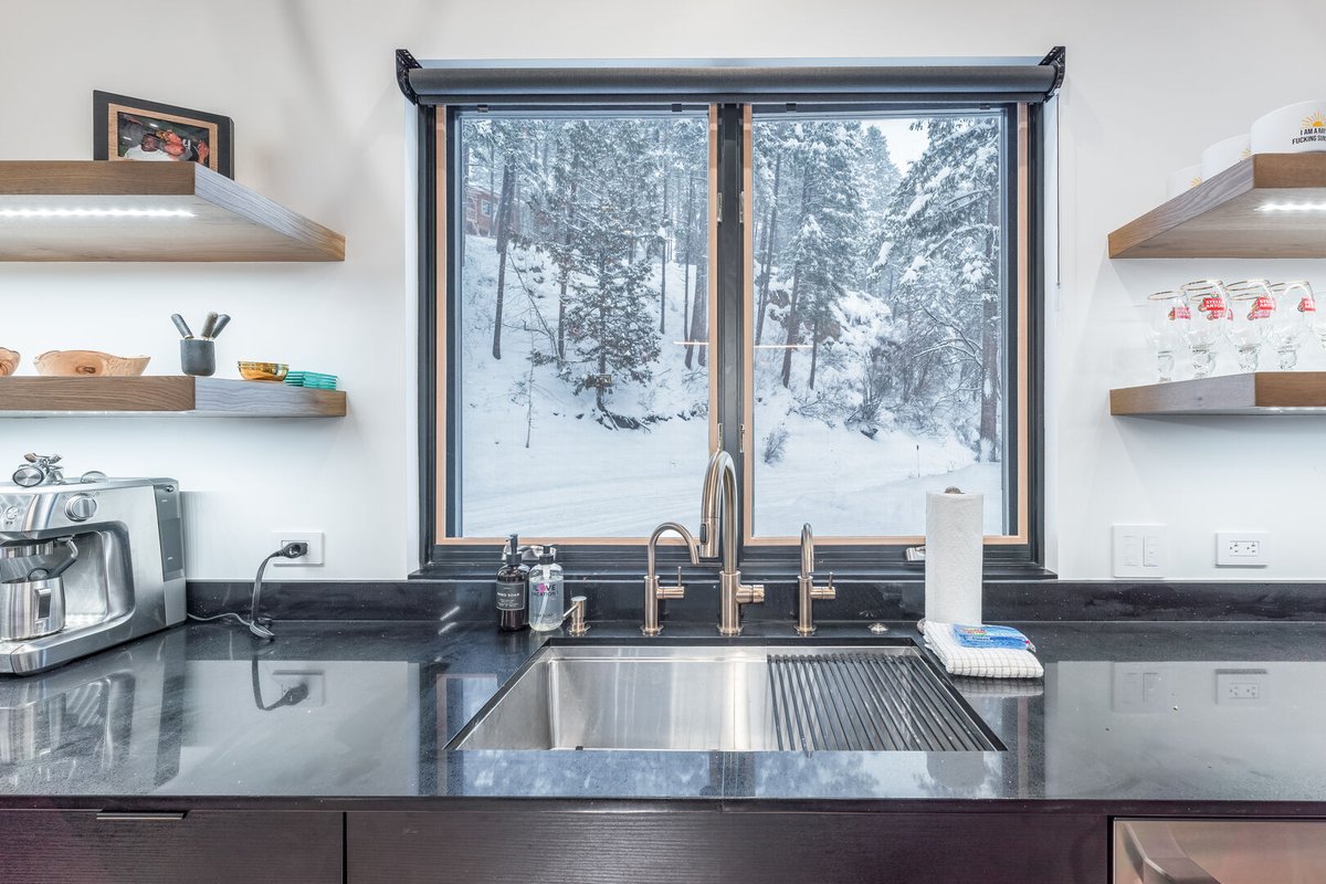 ILoveWhitefish's tweet photo. Welcome to Whitefish Suncrest Charm, where modern design meets mountain luxury! 🏡✨
Your perfect Montana getaway starts here! 🌄
https://t.co/uwsDEo7Qyl
#WhitefishSuncrestCharm #ModernMountainRetreat #ExploreWhitefish #BookDirect #WhitefishRentals #ILoveVacations #ILove https://t.co/B57lT5P3Xr