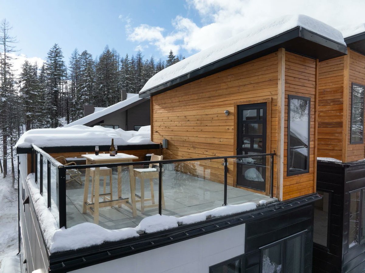 ILoveWhitefish's tweet photo. Welcome to Whitefish Slopeside Modern, your luxury escape in the heart of Whitefish Mountain’s ski village! 🏡🎿

https://t.co/kA1hxMw6Ei

#WhitefishSlopesideModern #SkiInSkiOut #LuxuryMountainRetreat #BookDirect #WhitefishRentals #ILoveVacations #ILoveWhitefish https://t.co/Ips2XFbYNV