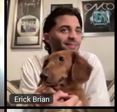 ayluxCvftEb's tweet image. Gracias por compartir estas cosas con nosotras, las canciones estΓ‘n hermosΓsimas, te amamos Erick π€β¨ @ErickBrianColon