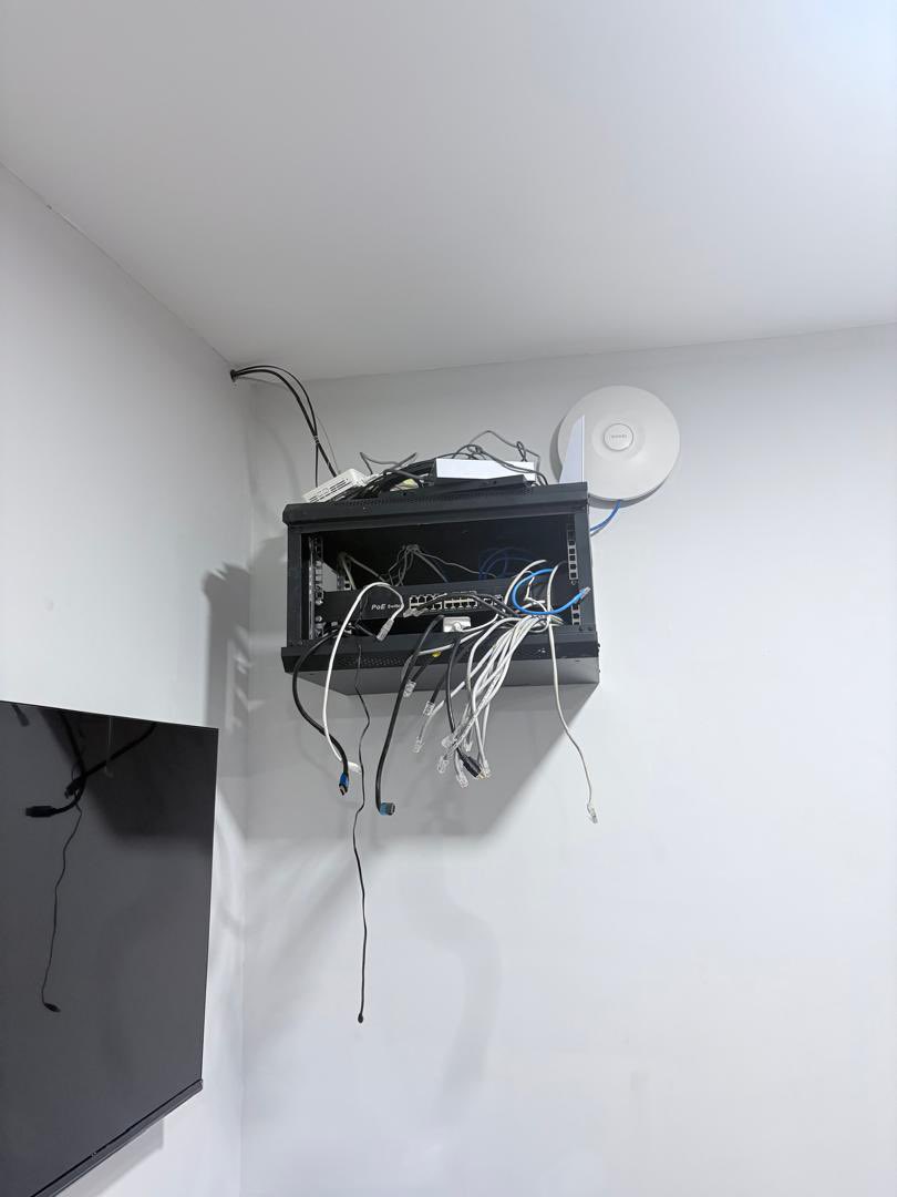 I visited the former Governor of the Bank of Ghana, Ernest Addison, whose house was raided by National Security operatives led by Richard Jakpa.