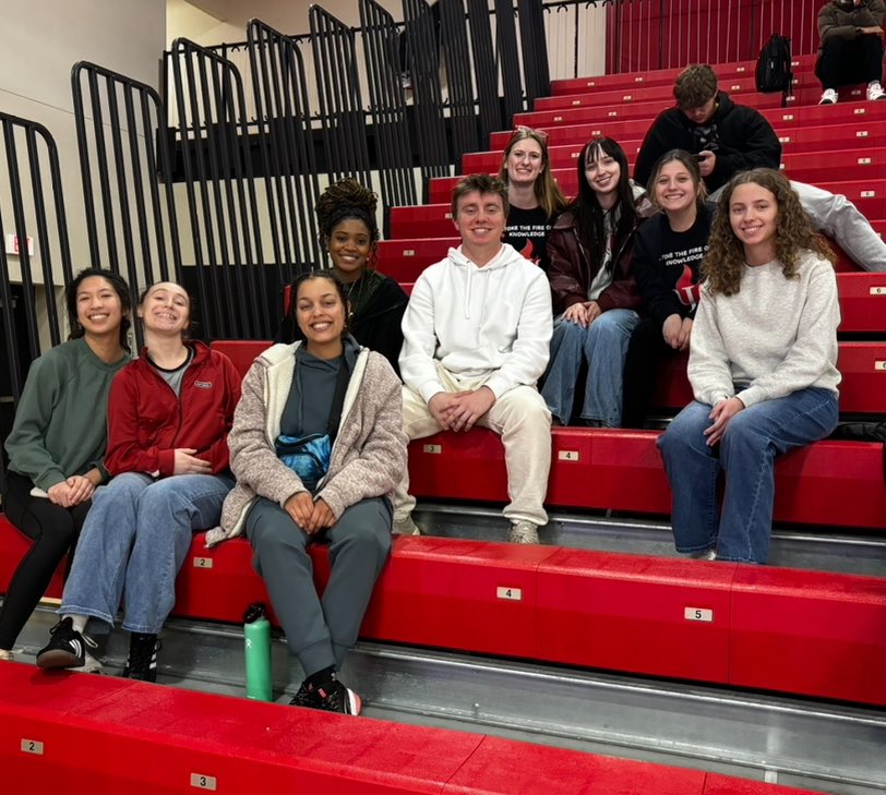 SIUEPsychClub's tweet photo. SIUE’s Psych Club &amp; Dept wish all our Cougars GOOD LUCK and esp former Psych students  @rayballin3 and @polk_desmond!  LET’S GOOOO!!!
#FOUNDAWay
#FAWFAM
#RollCougs https://t.co/tPBt0PPDIT