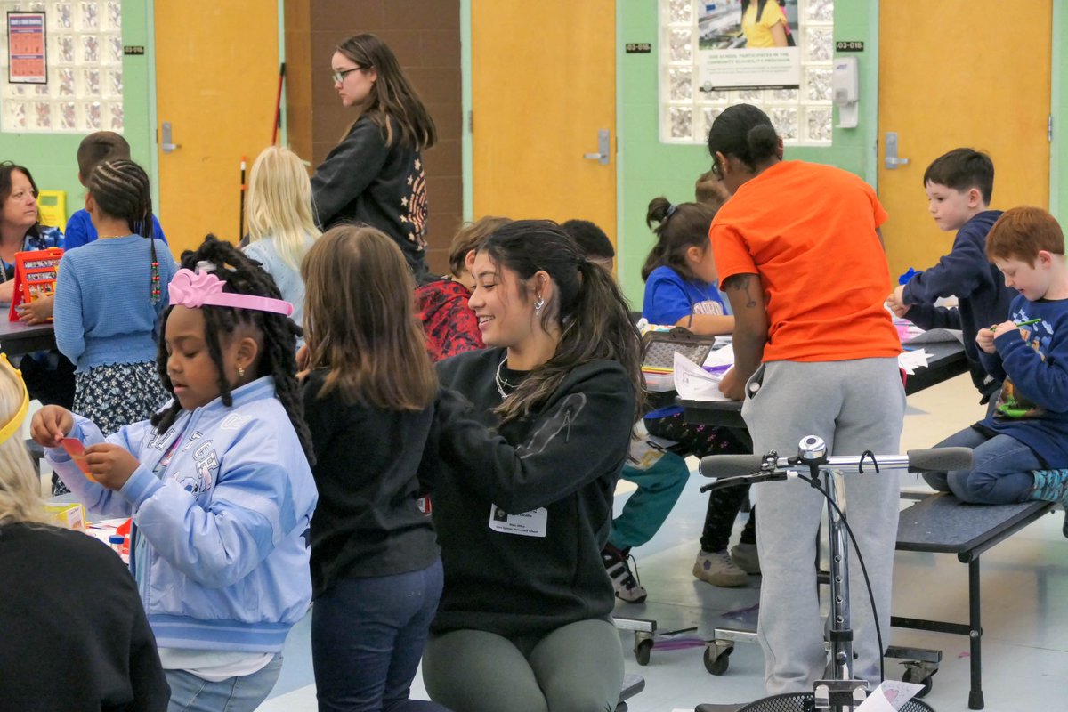 Florida Victorious had given me the opportunity to give back to the Gainesville community by participating in afterschool activities! I’m beyond grateful the opportunities! <a href="/Fl_Victorious/">Florida Victorious</a> #FVFoundation