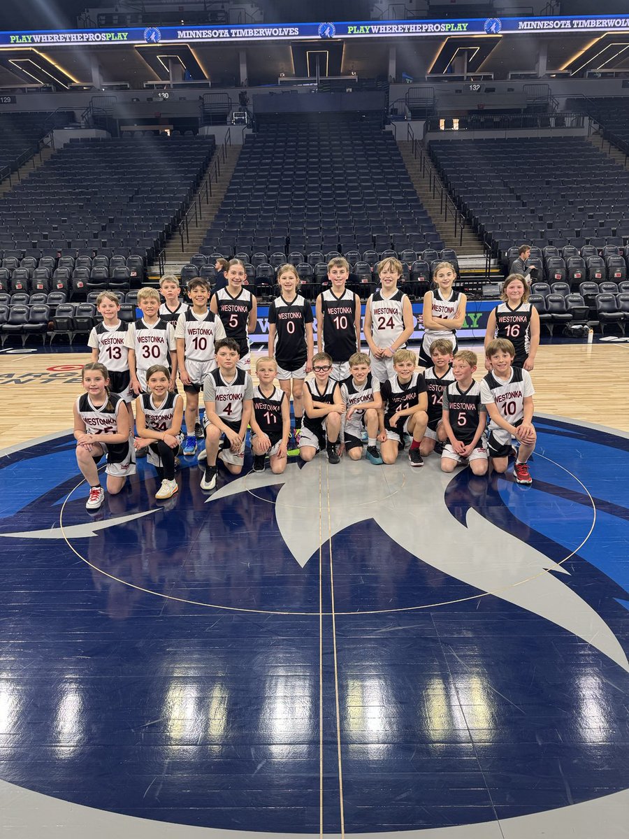 Matt Bare (@mattbare23) on Twitter photo Final two games of the day were with these two groups from Westonka.
<a href="/WestonkaHoops/">Westonka Boys Basketball</a> Final two games of the day were with these two groups from Westonka.
<a href="/WestonkaHoops/">Westonka Boys Basketball</a>