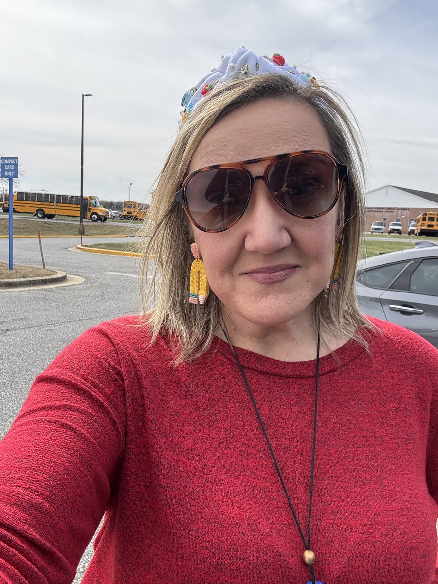 Carrie Burke tweet media