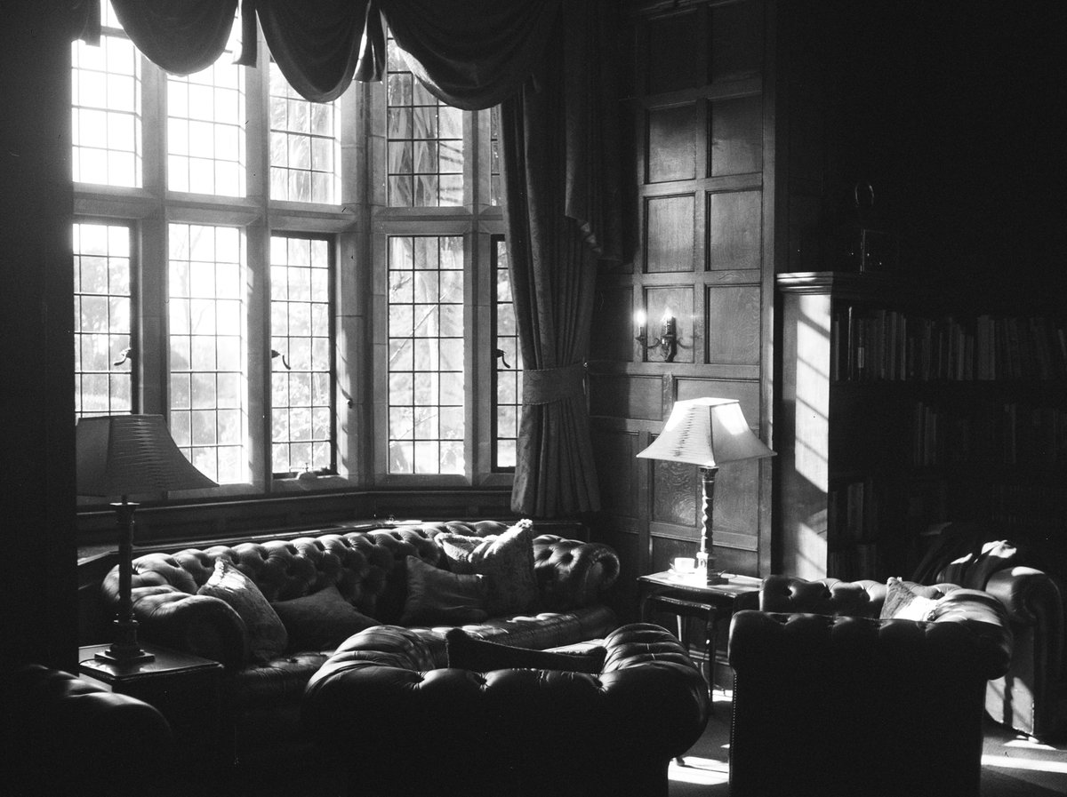 M-J.Walker@Softish (@mjwalker_soft) on Twitter photo The light coming through
<a href="/goldsborohall/">Goldsborough Hall</a>
<a href="/visitnorthyork/">Visit North Yorkshire</a>
📷Super Ikonta 530
🔍Tessar 7cm F3.5
🎞️Rollei RPX 400
#mediumformat #blackandwhitephotography The light coming through
<a href="/goldsborohall/">Goldsborough Hall</a>
<a href="/visitnorthyork/">Visit North Yorkshire</a>
📷Super Ikonta 530
🔍Tessar 7cm F3.5
🎞️Rollei RPX 400
#mediumformat #blackandwhitephotography