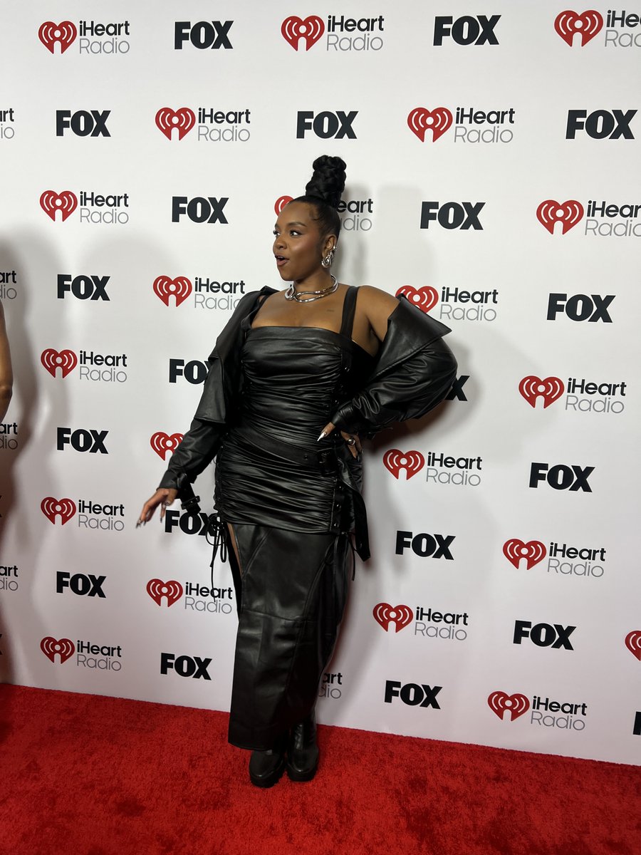 a getty girl.  spotted on the red carpet for #iHeartRadioMusicAwards2025 

yea. we outside.
