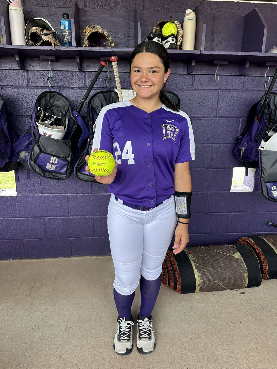 Hahnville High Softball tweet media