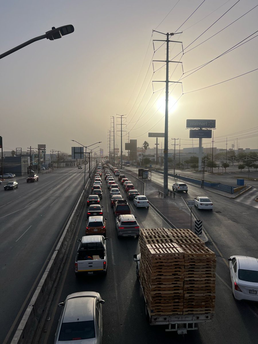 cesarmty's tweet photo. 🔴⚡️#IMPORTANTE Pongan por acá las fotos que tomaron del Día Negro ⚫️que vivió Monterrey y su zona metropolitana.
💥Empiezo yo con #ApocalipsisNow 👇 https://t.co/SE67yBFgIo