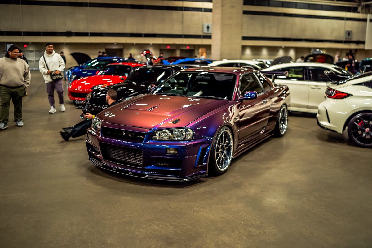 Kenkoy10's tweet photo. Wekfest https://t.co/MR484tf1oO