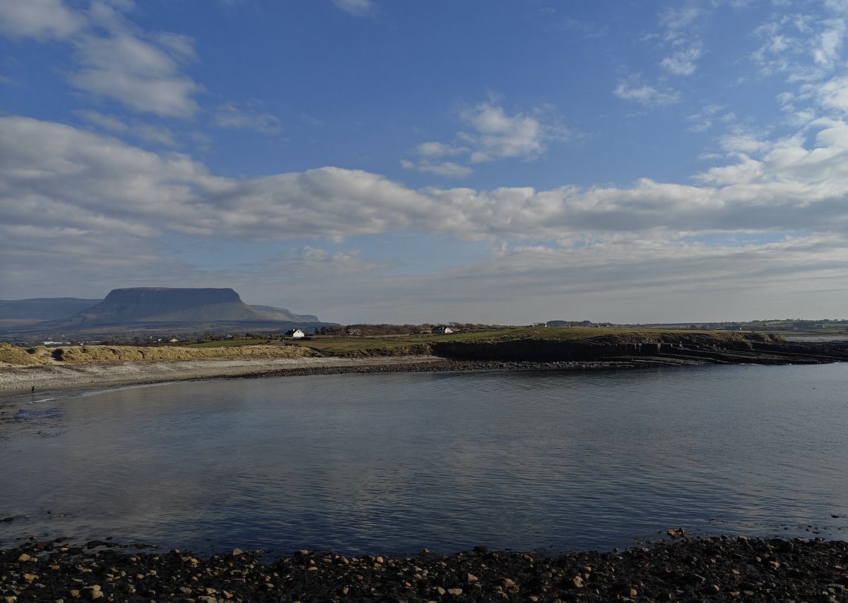 Tá an samhradh ag teacht.

#sligo #wildatlanticway