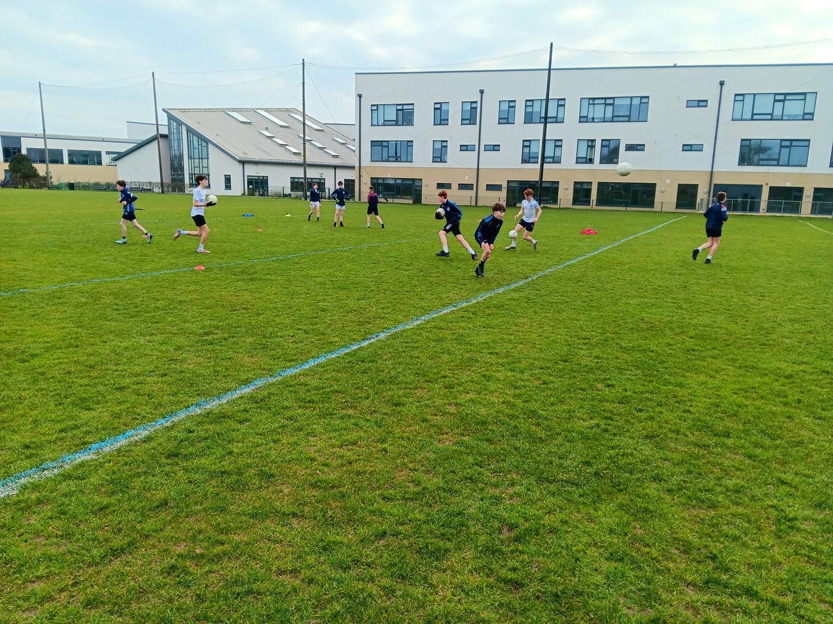 WhelanGavin's tweet photo. Busy day in the #RuralEastRegion also included U-14F session in @ArdscoilNaMara, Tramore ✅️🏐

Club Plans meeting / #FRCRules Workshop in @PortlawGAAClub this evening ✅️🏐 

@TramoreGAA13 @WaterfordGAA @derekdelaney @vinnywalsh69 #PPSEngagement #ClubSupport #GAA https://t.co/XXmEFYLRpP